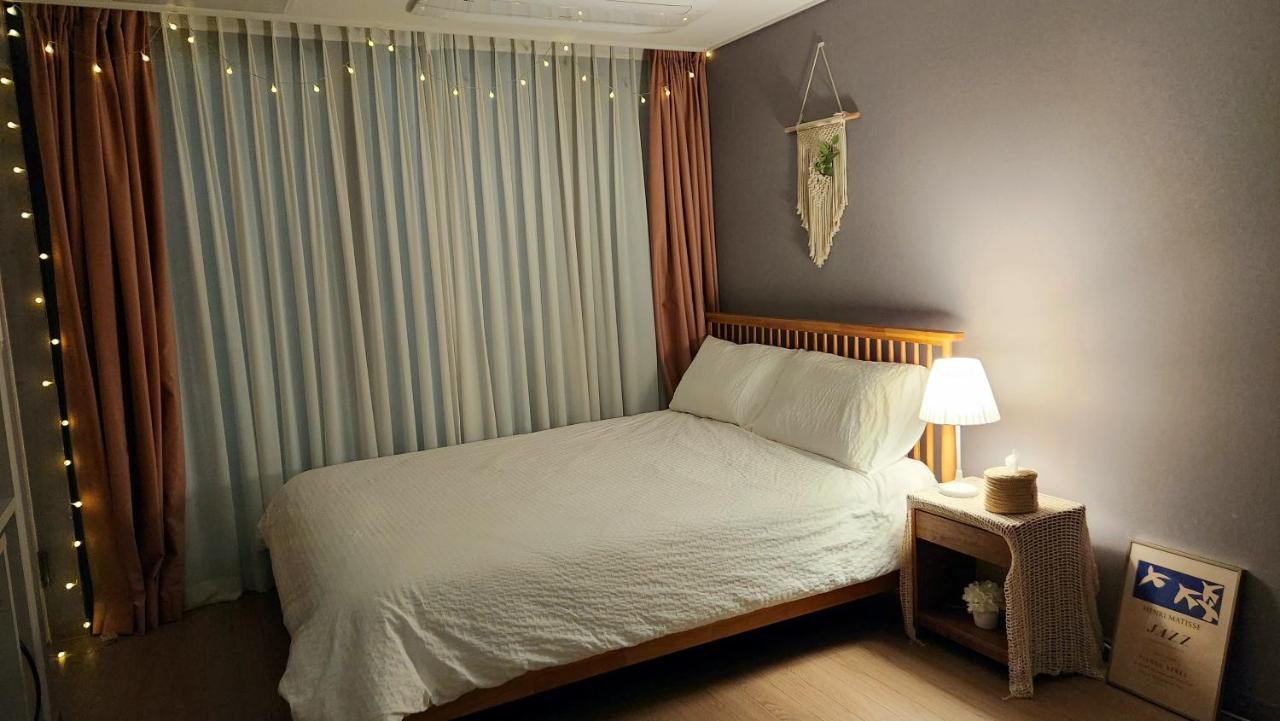 Holiday Apt Gwangan Beach Busan Eksteriør bilde
