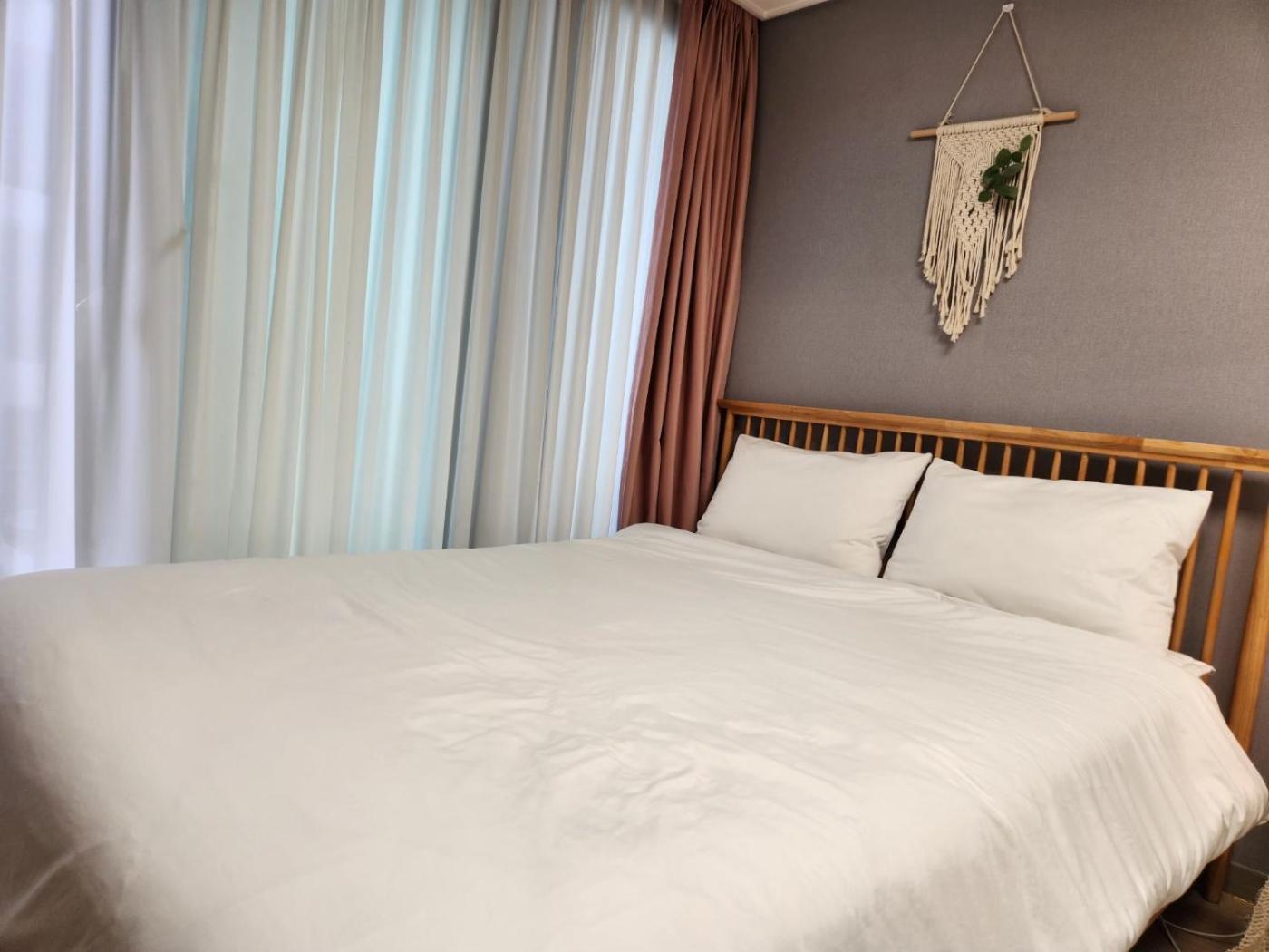 Holiday Apt Gwangan Beach Busan Eksteriør bilde