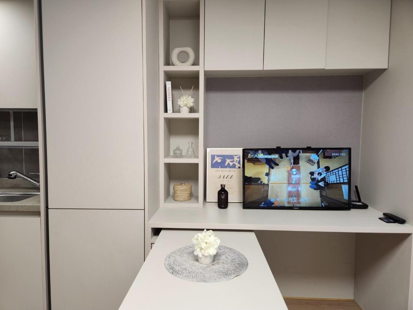Holiday Apt Gwangan Beach Busan Eksteriør bilde